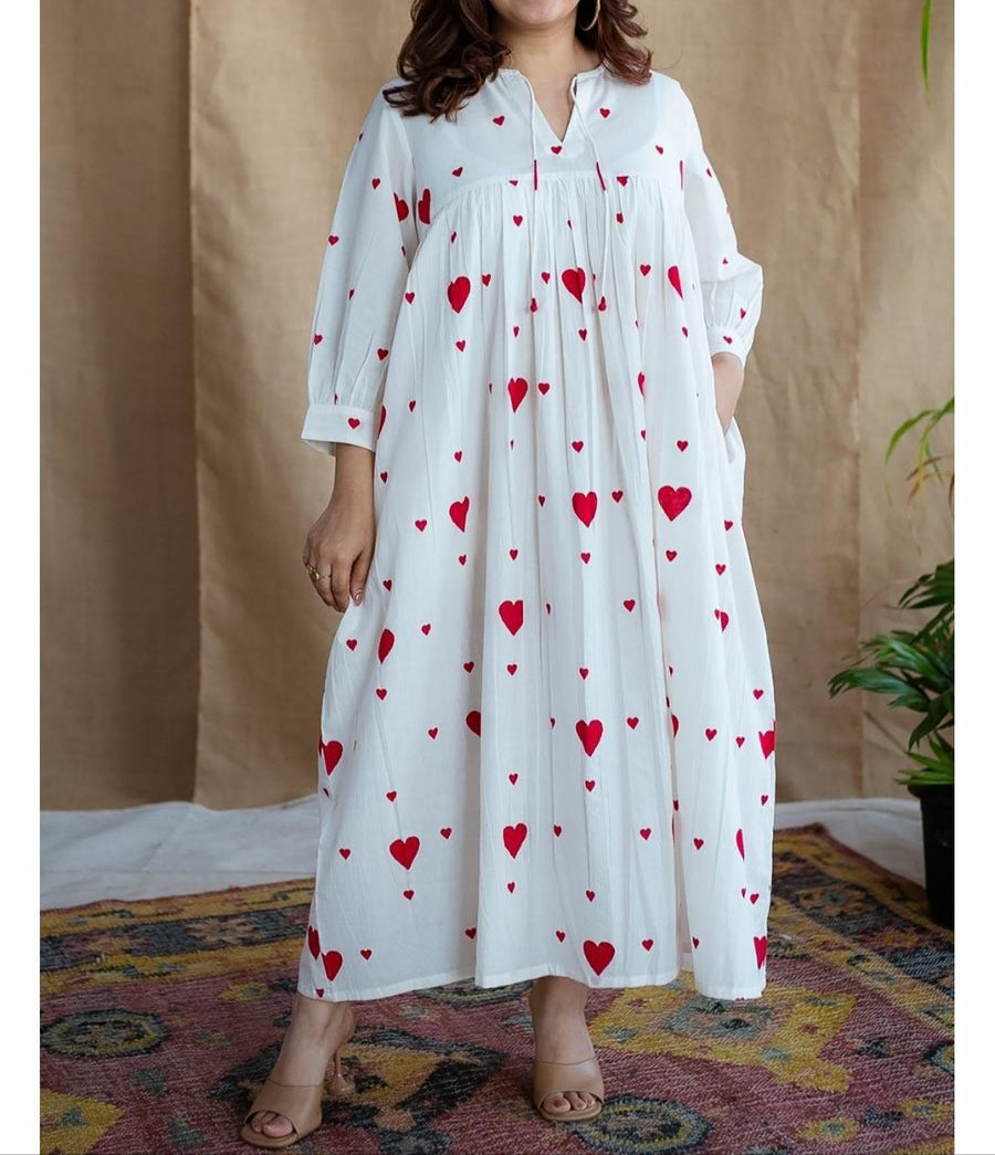 Stylish Heart Print Flared Maxi Dress for Women